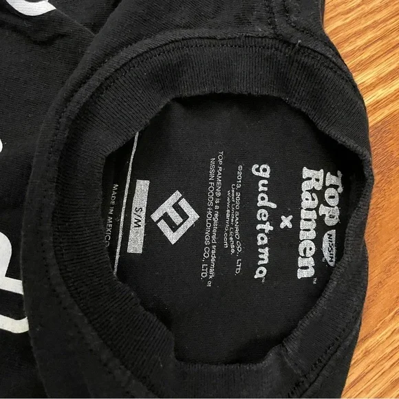 Gudetama Sanrio x Top Ramen Long Sleeve S/M - Picture 4 of 7